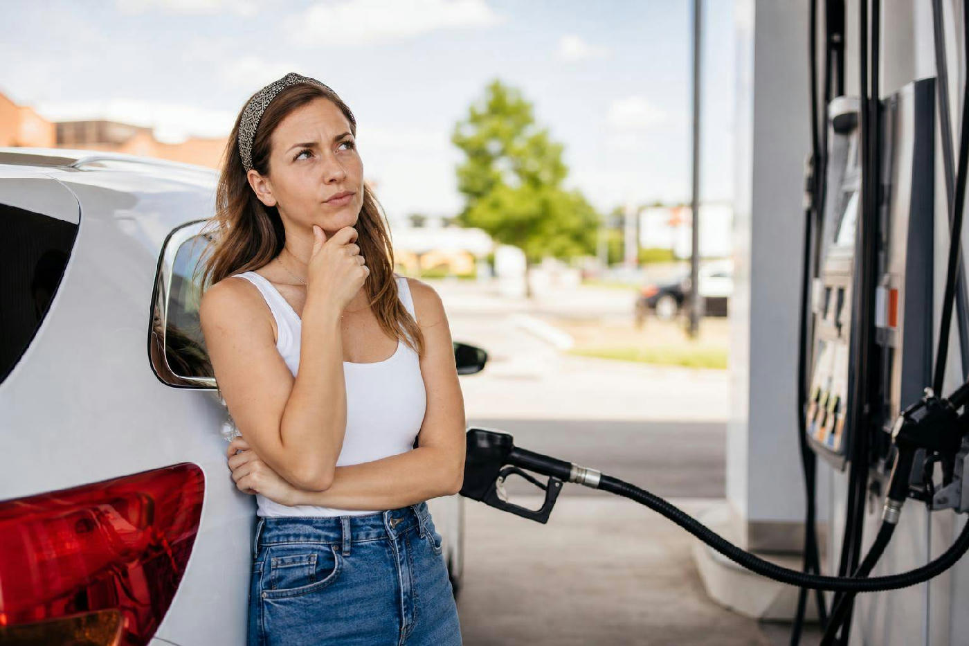 Why Are Gas Prices Rising? Unraveling the Key Drivers Behind the Surge
